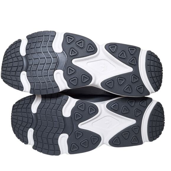 Adidas Original men's Ozmillens NEW walking shoes gray sneakers size 11 no box - Picture 5 of 7